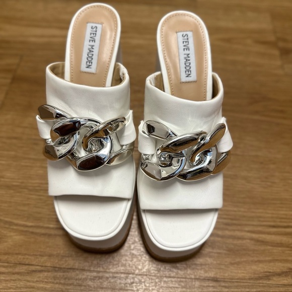 Steve Madden Platform Sandals - Picture 12 of 12